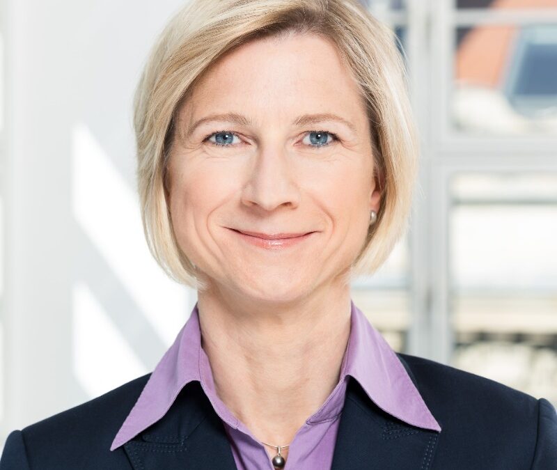 Henkel, Dr. Iris